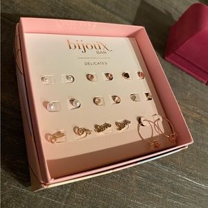 Bijoux Bar Delicates- 18 set stud earring